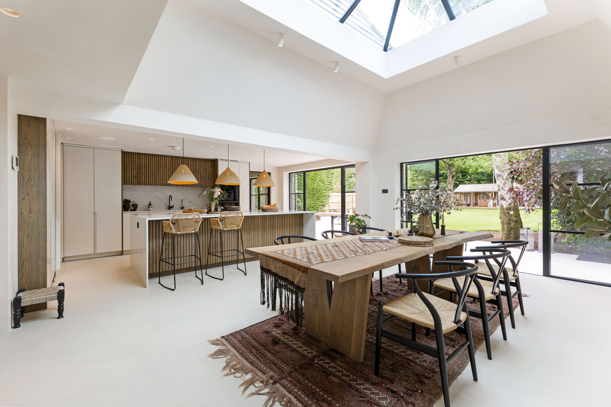 5 bedroom detached house for sale 0