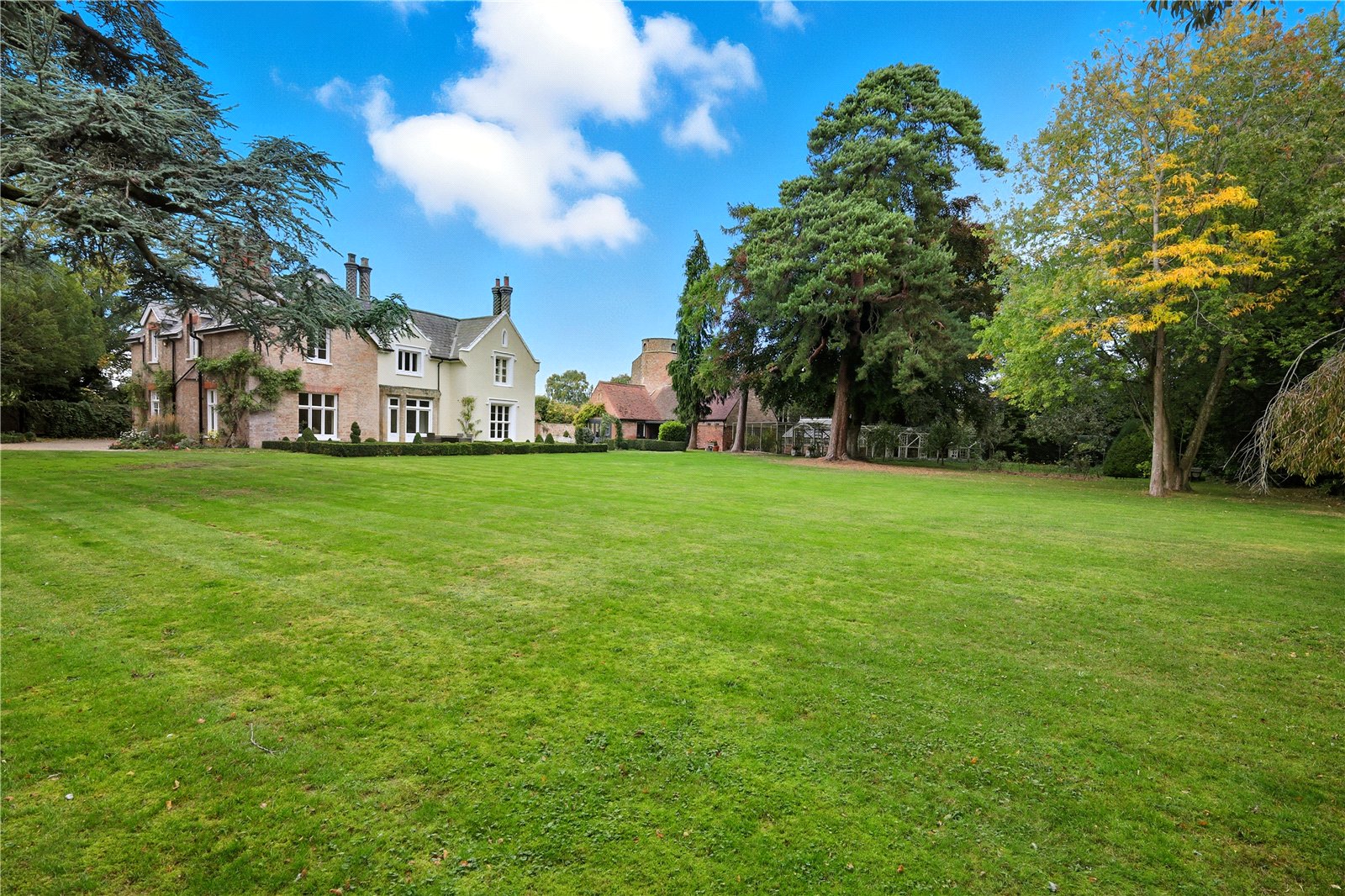 The Old Rectory,, Church Road, Bury St. Edmunds photo 3