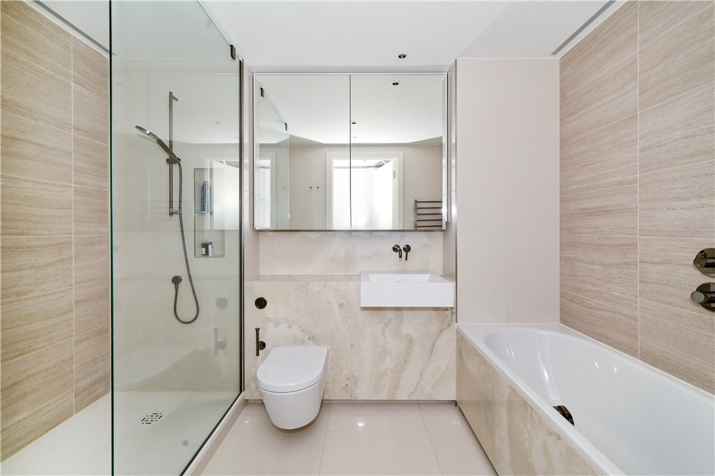 3 bedroom flat for sale 0