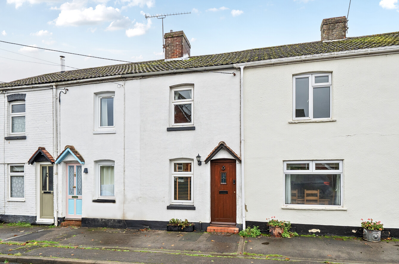 2-bed terraced on 4, Albert Road, Southampton, £275,000
