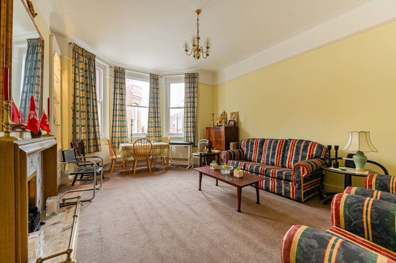 2 bedroom flat for sale 0