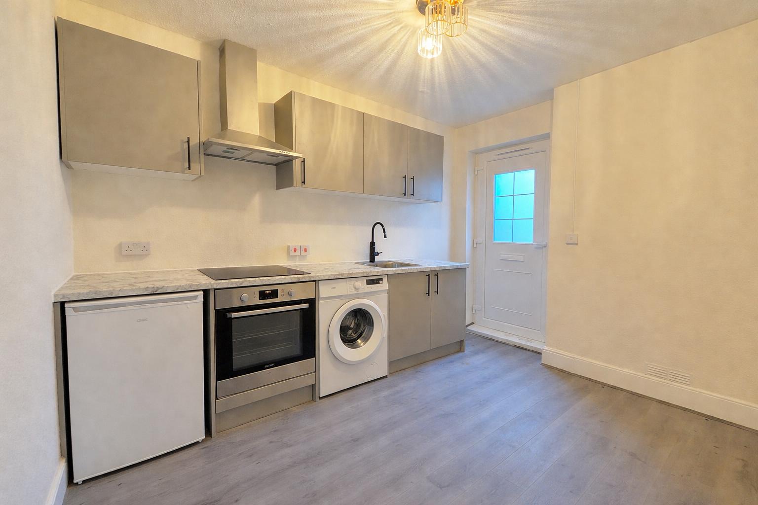 35b, High Road, Southampton photo 4