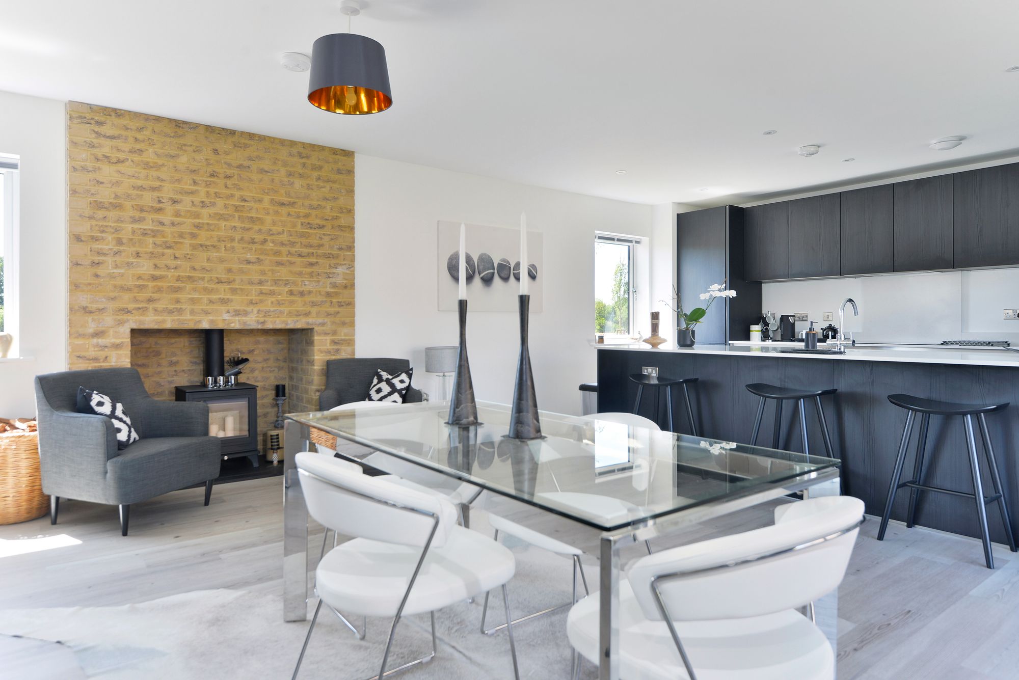 4 bedroom detached house for sale 0