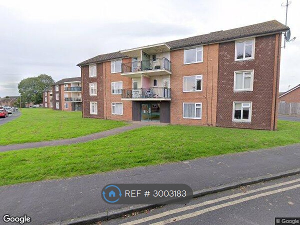 Sandiford Crescent, Newport photo 2