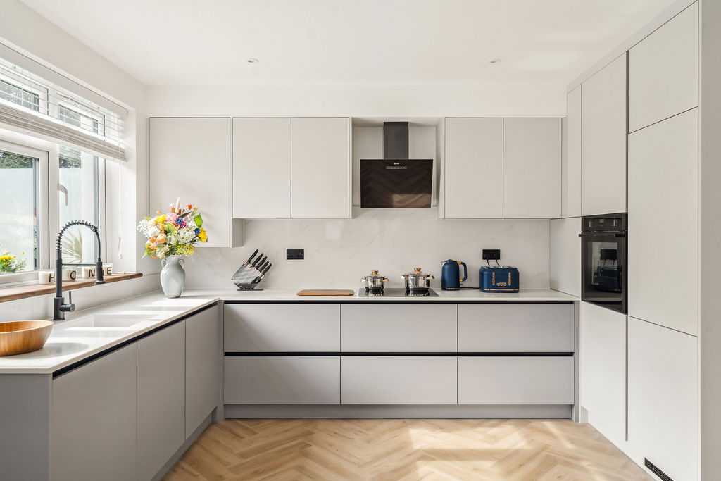 20 bedroom block of flats for sale 0