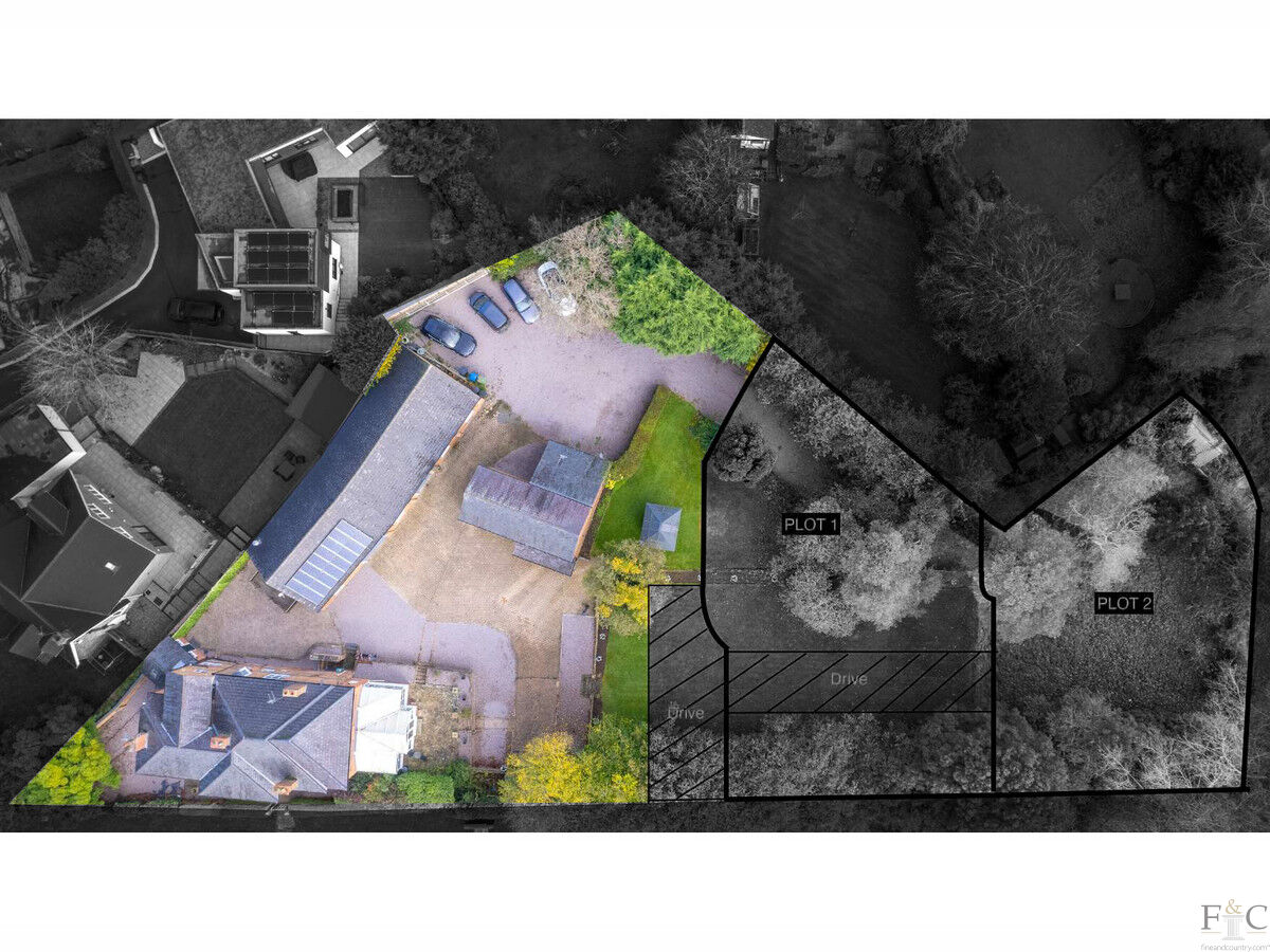 5 bedroom detached house for sale 0