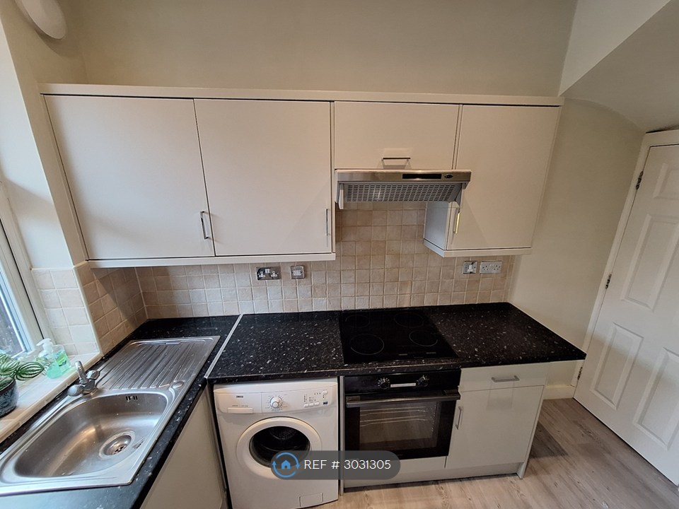 Beechwood View, Leeds photo 5