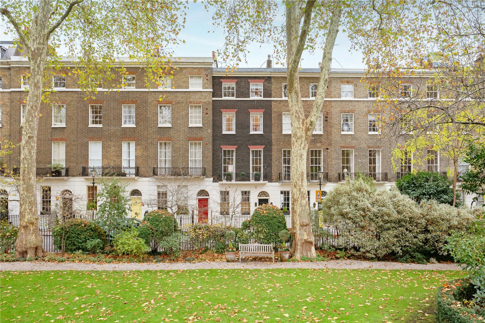 5 bedroom detached house for sale 0