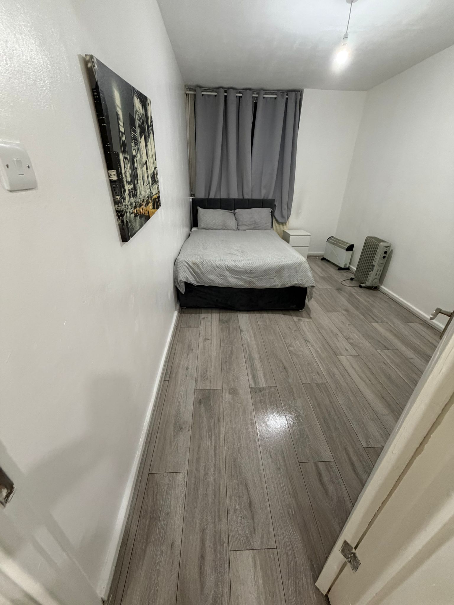 Pynham Close, Abbey Wood photo 5