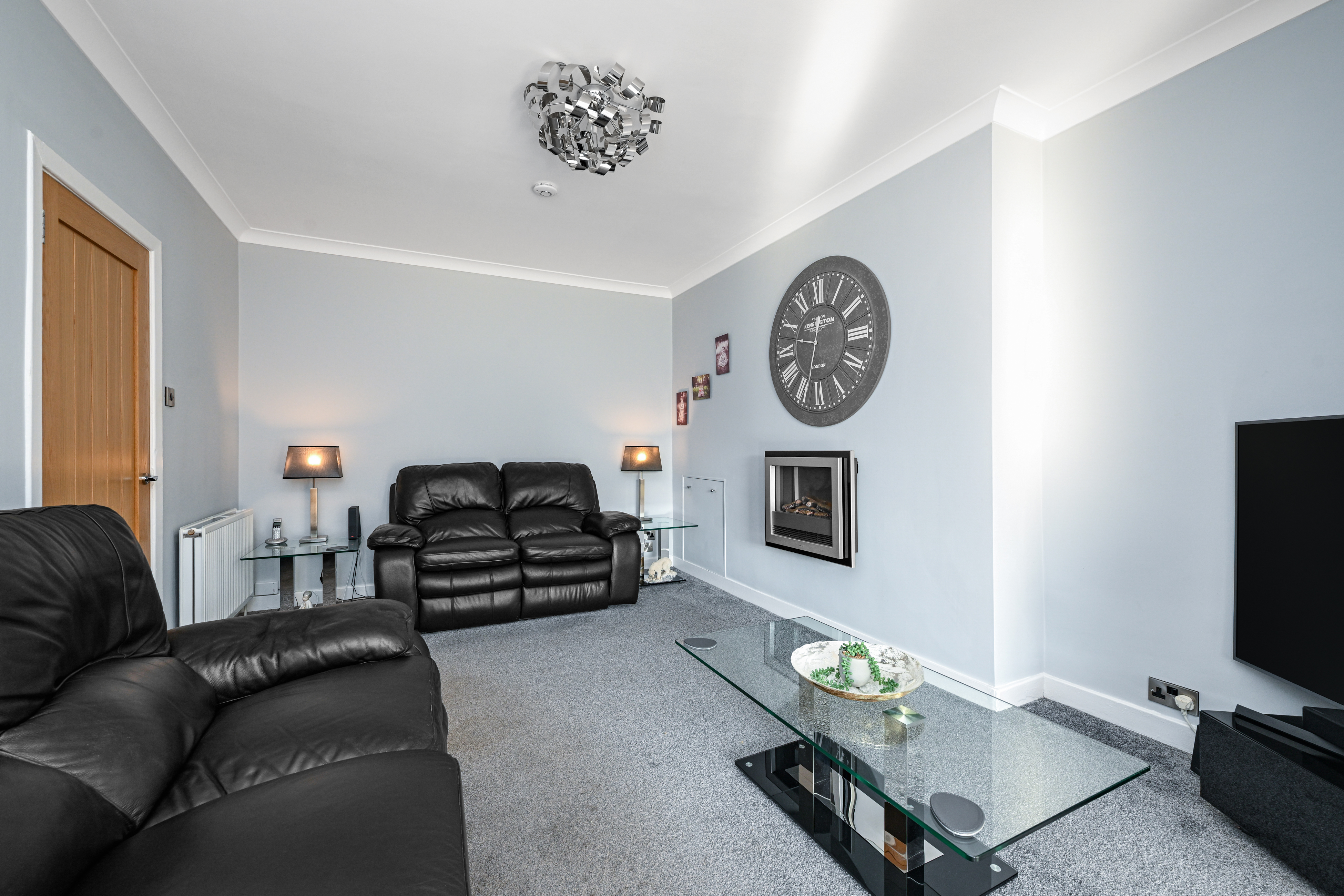 36, Hunter Terrace, Loanhead photo 4