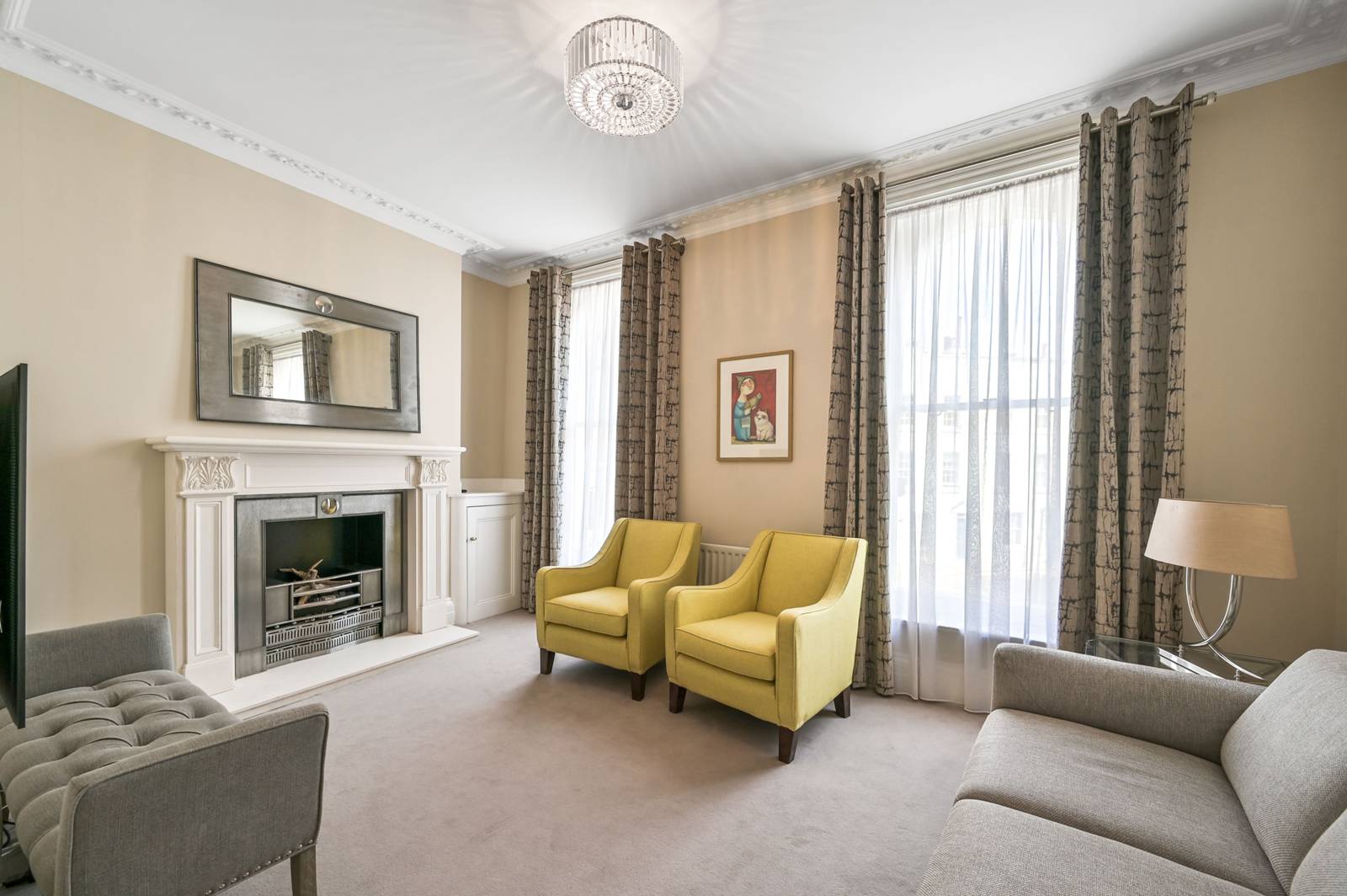3 bedroom flat for sale in London