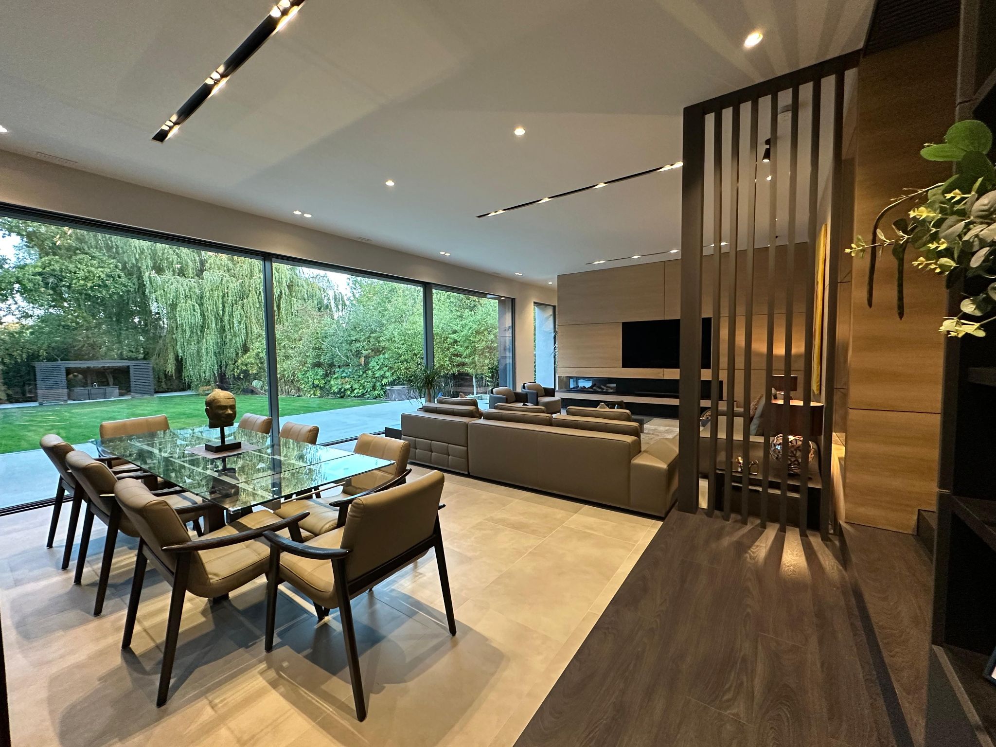 4 bedroom bungalow for sale 0