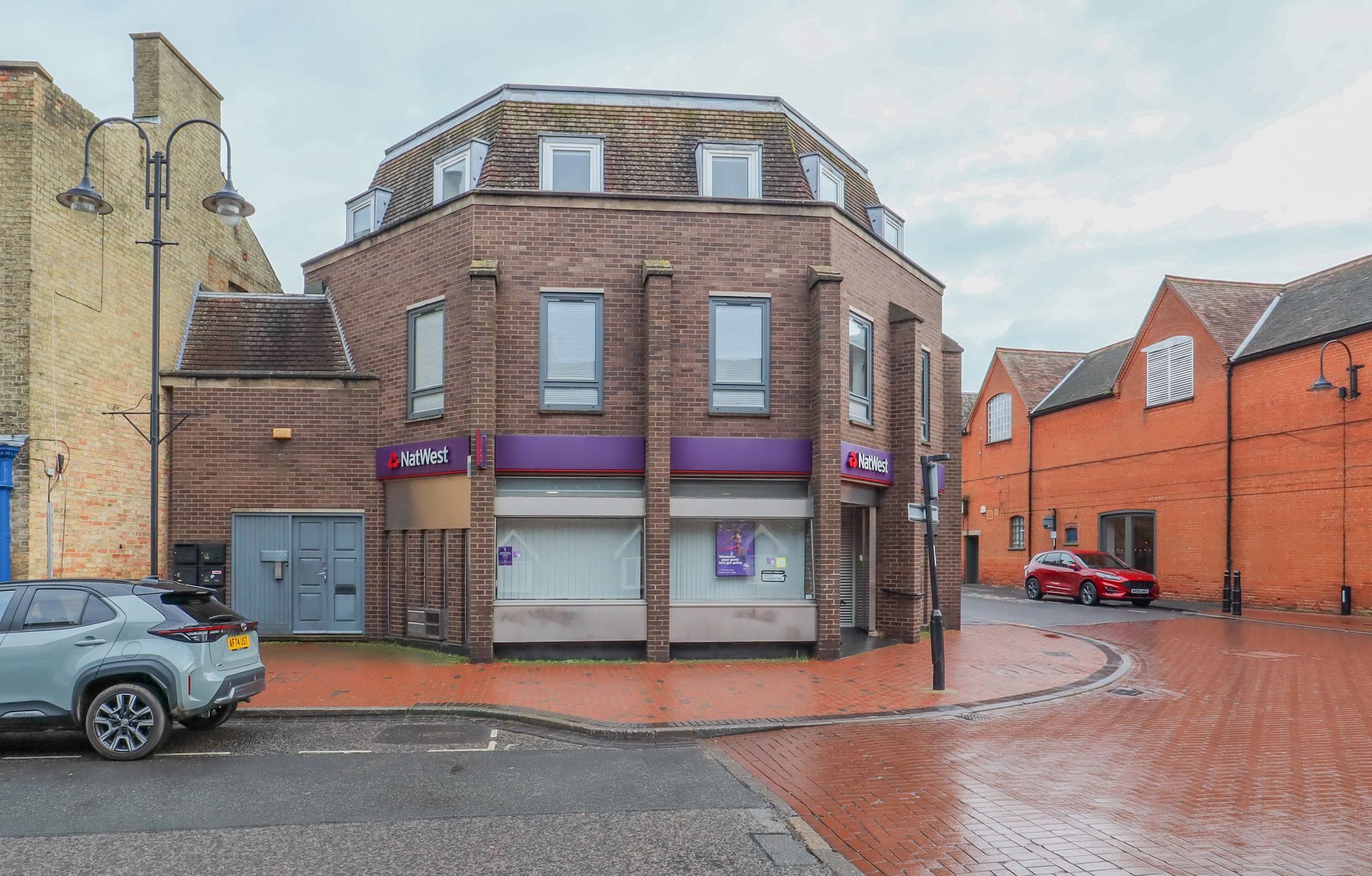 2 Woolpack Chambers 16A Market Street, Ely photo 2