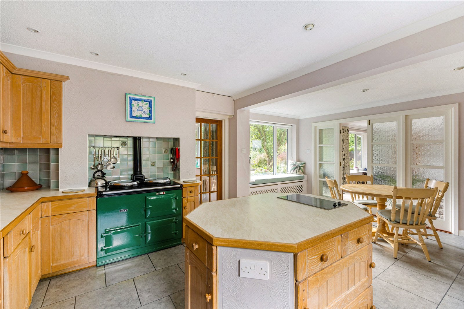 5 bedroom detached house for sale 0