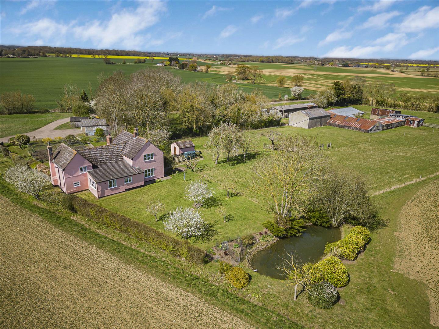5 bedroom property for sale 0