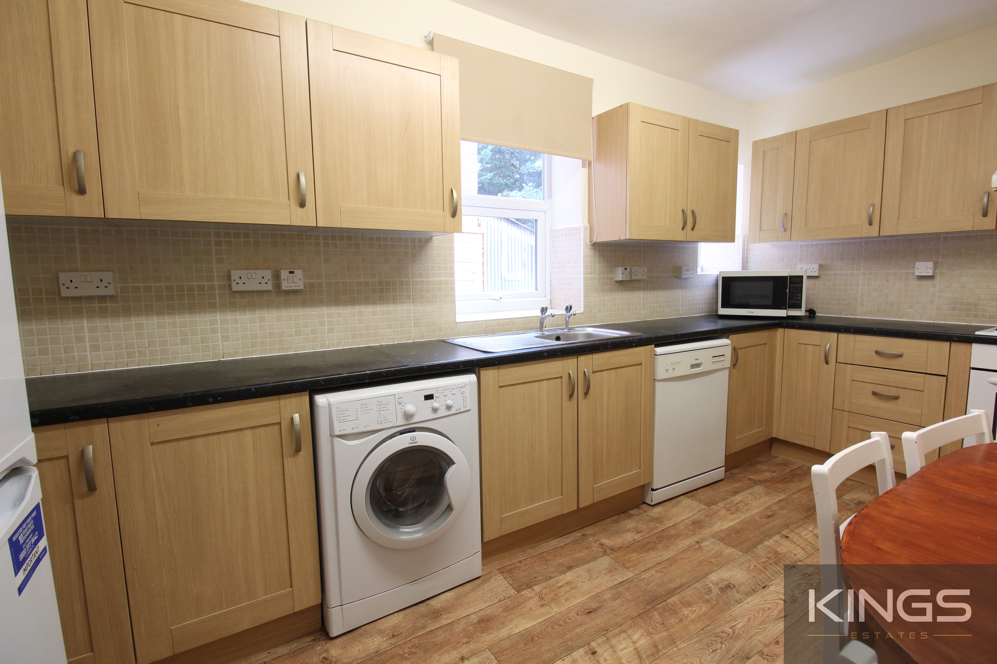 56, Shakespeare Avenue, Southampton photo 4