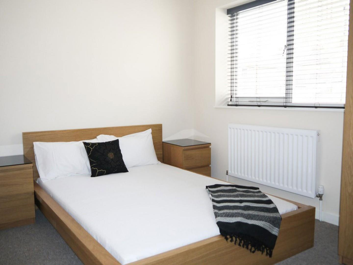 Studio 4, No Place Inn, North Road West, Plymouth photo 2