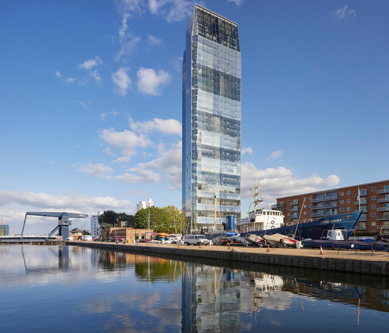 3 bedroom flat for sale 0