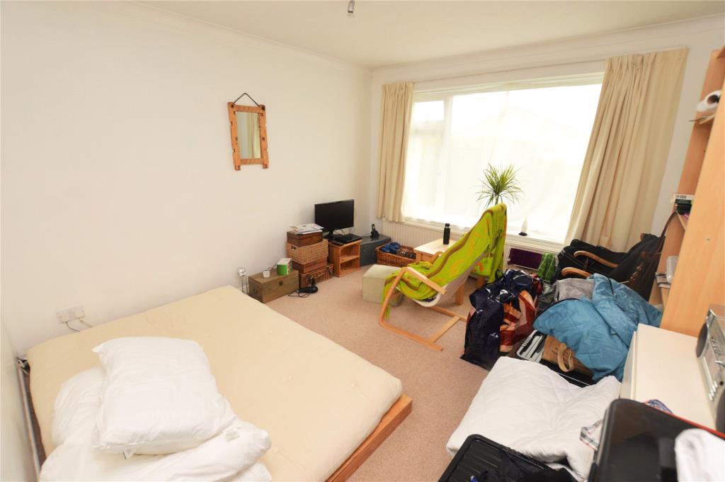 Free property report 28 Oaklands Park, Buckfastleigh, TQ11 0BW Chimnie