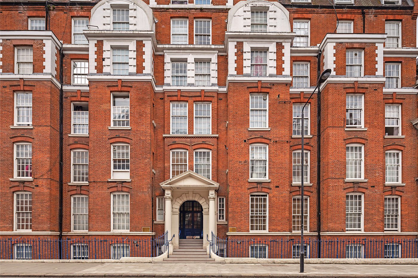 Flat 42, Jenner House,, Hunter Street, London photo 2