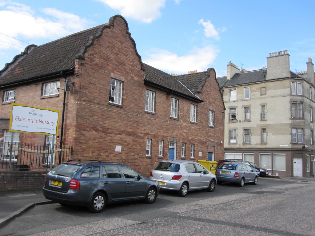 Photos of Spring Gardens, Edinburgh EH8 55745126 Zoopla