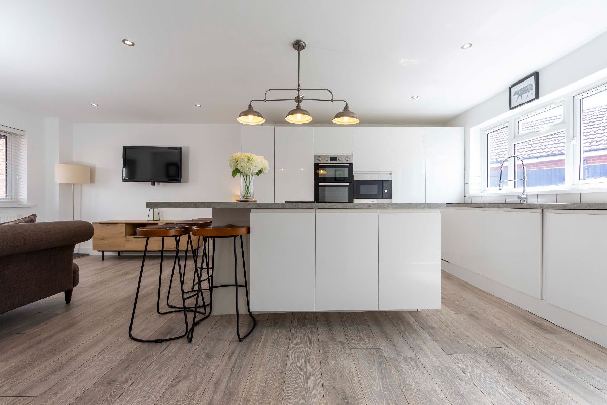 15 Shire Court, Treharris photo 3