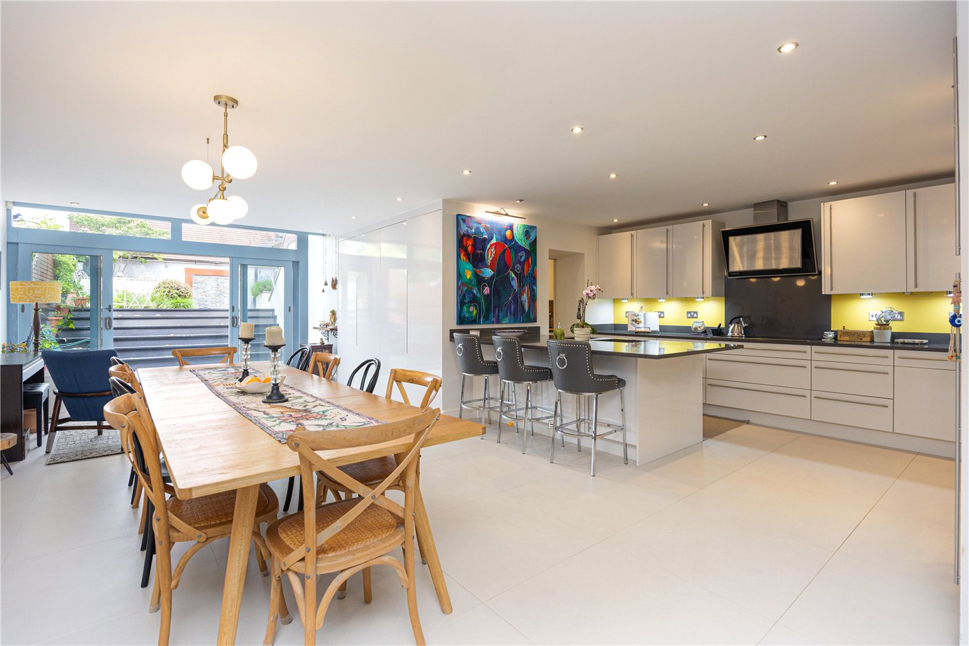 5 bedroom semi-detached house for sale 0