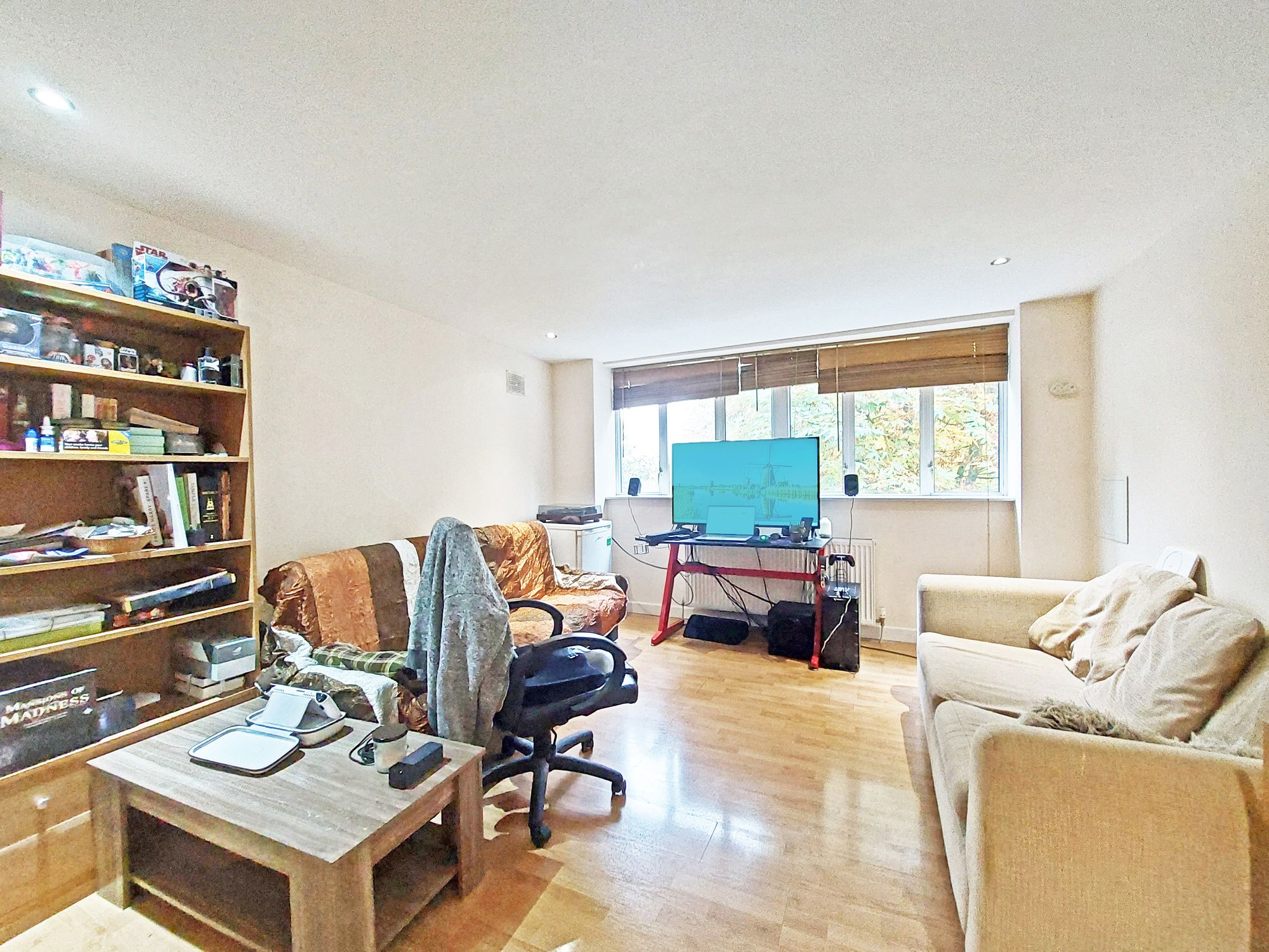 Flat 11, The Turret, Harrow photo 4