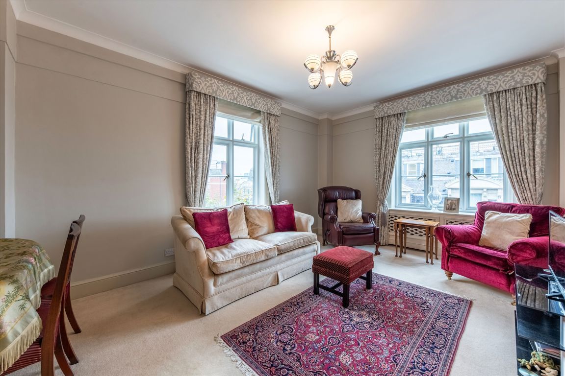 2 bedroom flat for sale 0