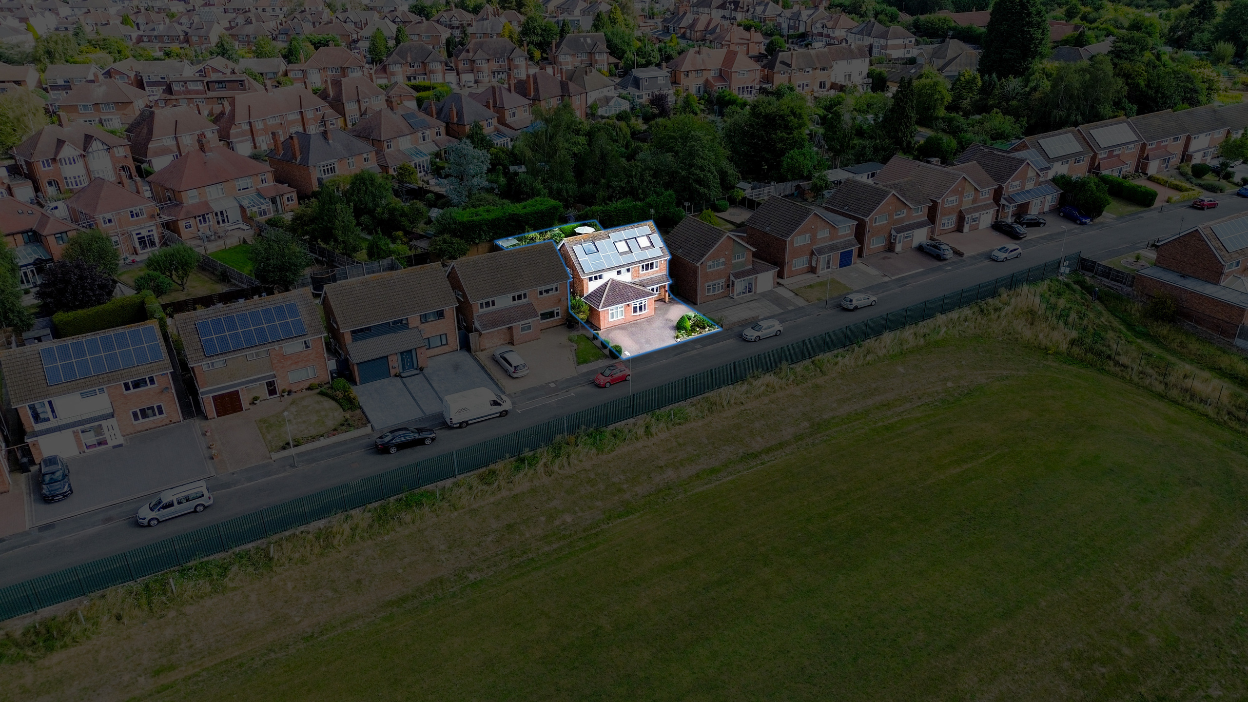 20 Harefield Avenue, Leicester photo 4