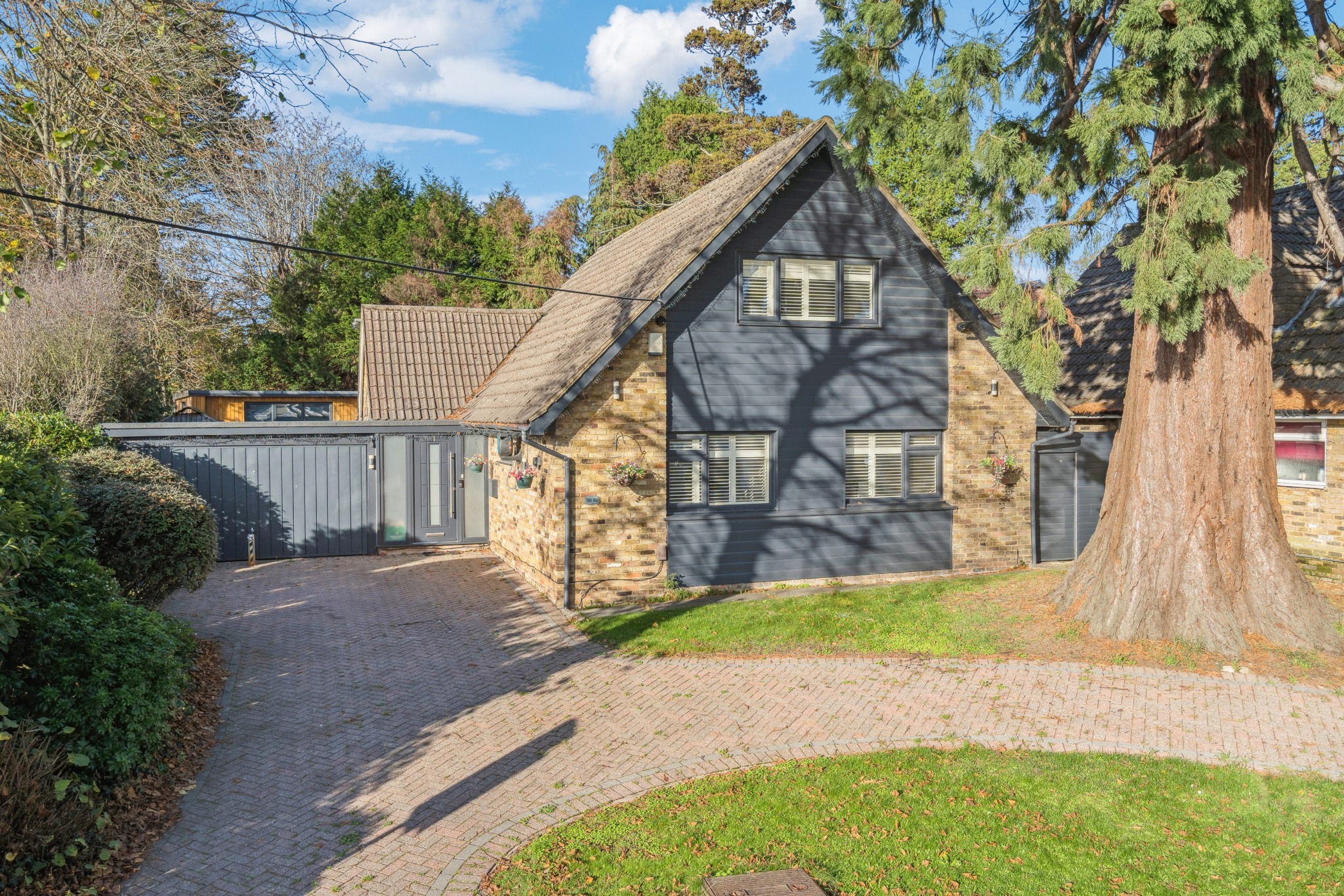 4 bedroom bungalow for sale 0