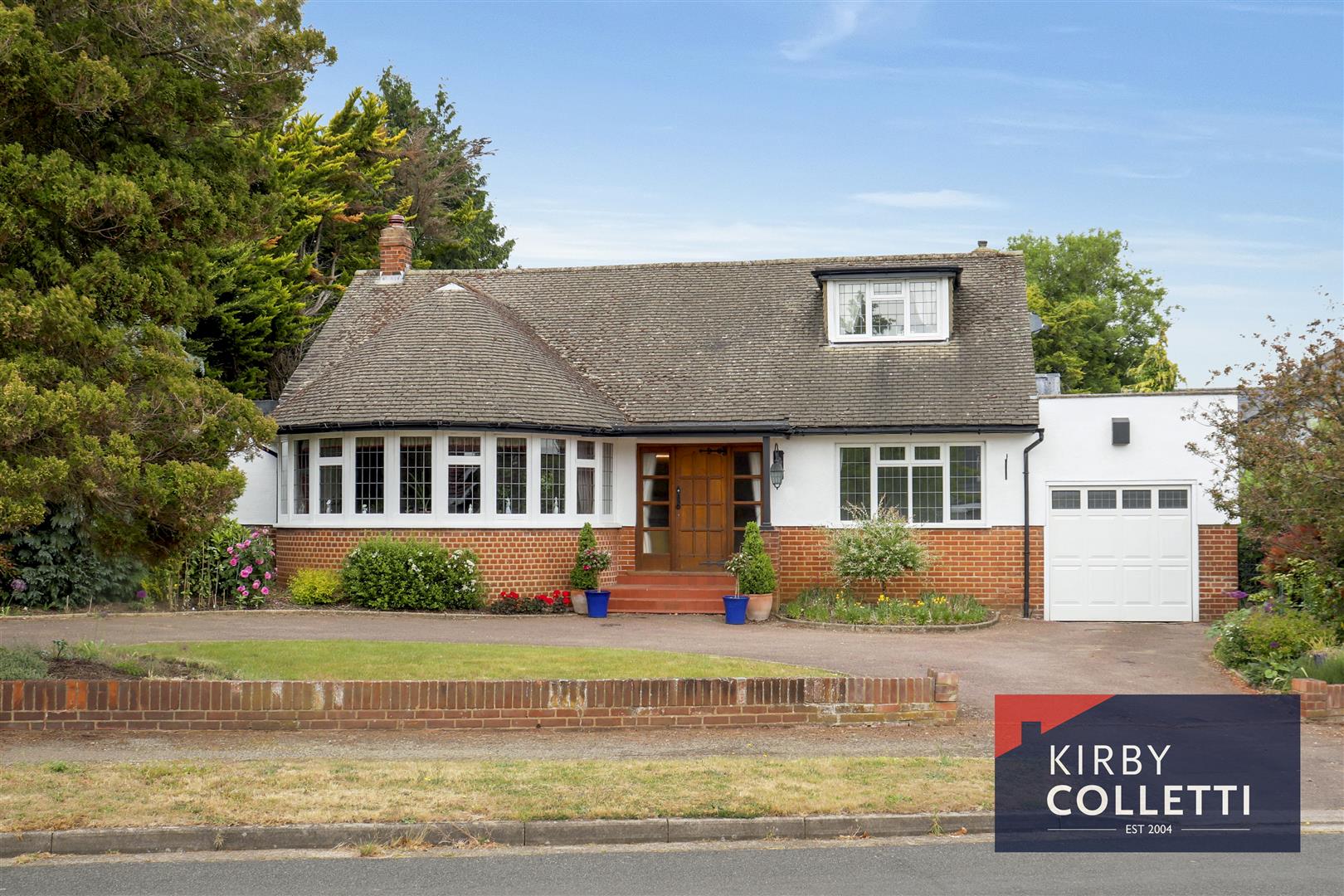 3 bedroom detached bungalow for sale 0