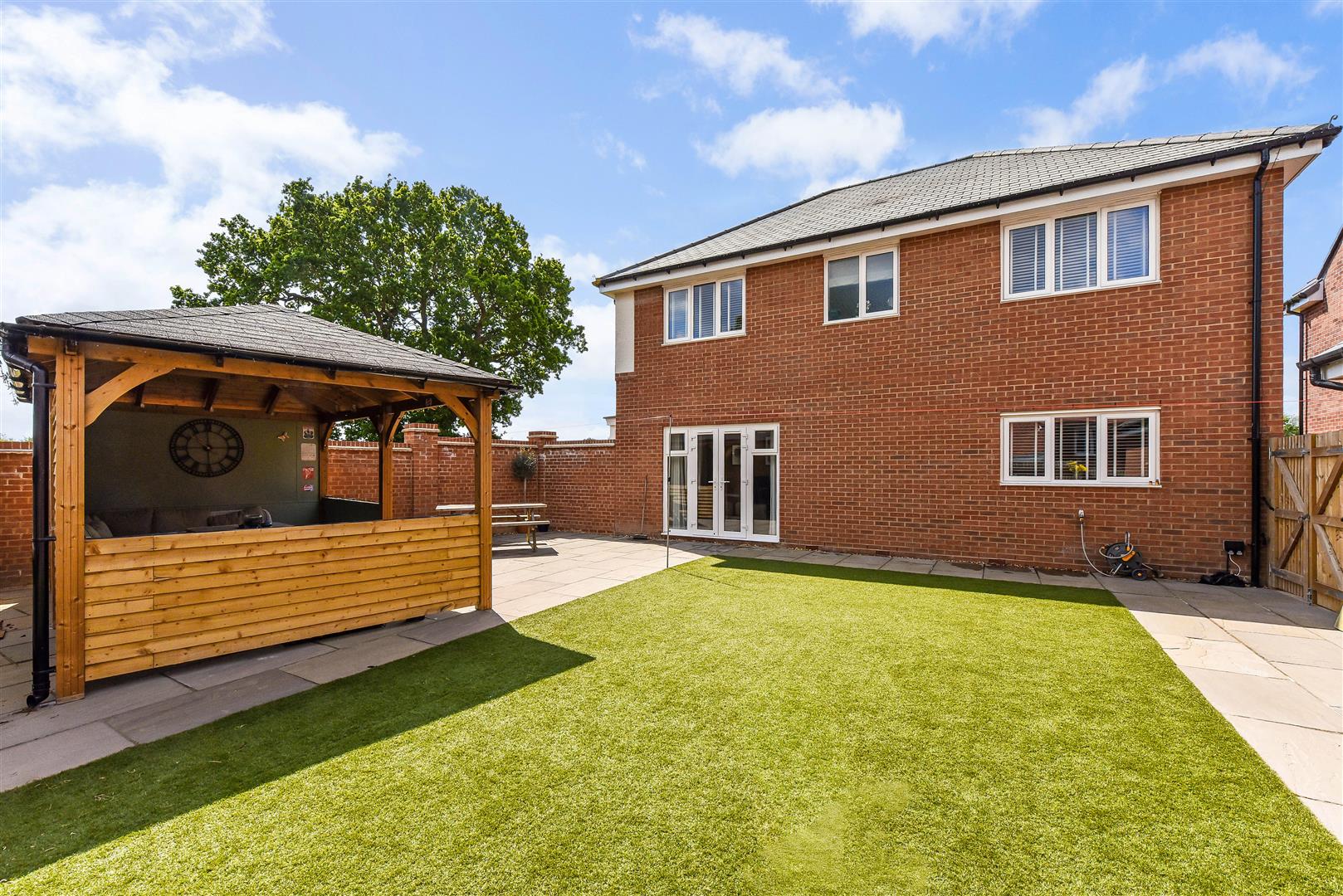 23, Whitbourne Way, Waterlooville photo 3