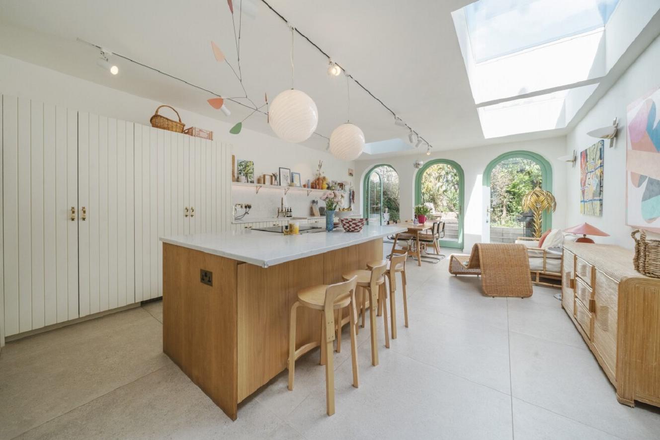 5 bedroom terraced house for sale 0