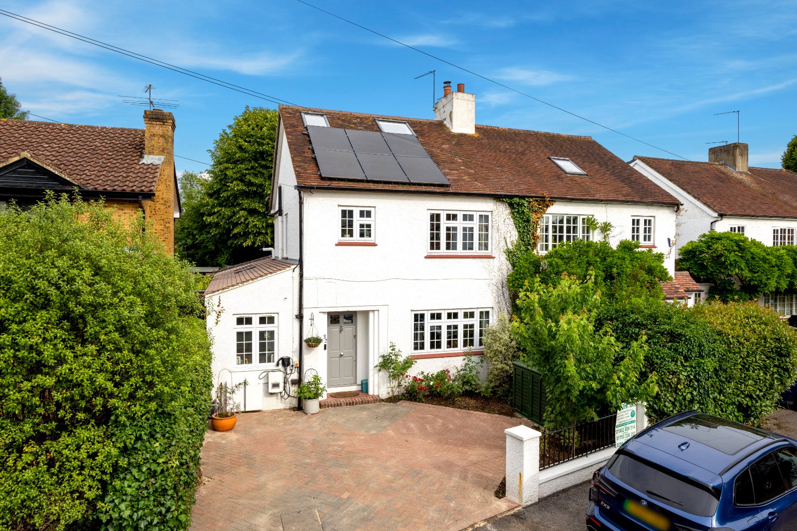 4 bedroom semi-detached house for sale 0