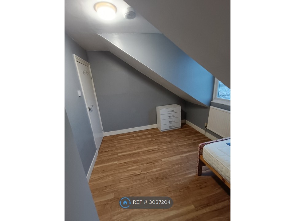 Top Floor Rear Room A, Old Road, Clacton-On-Sea photo 5