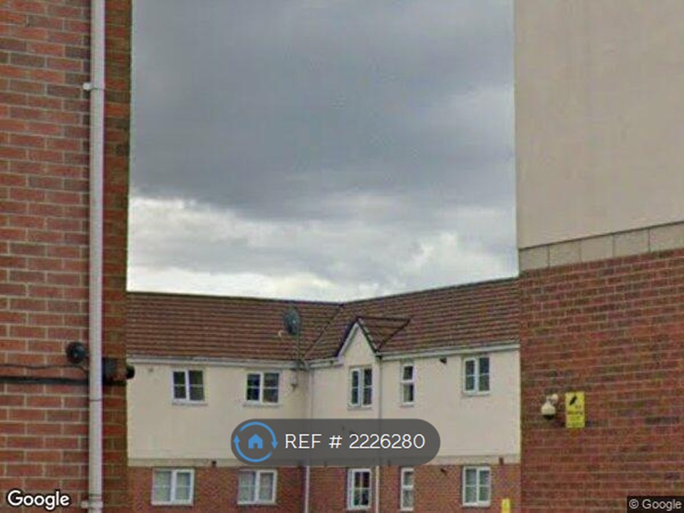 K Blueberry Avenue, Manchester photo 2