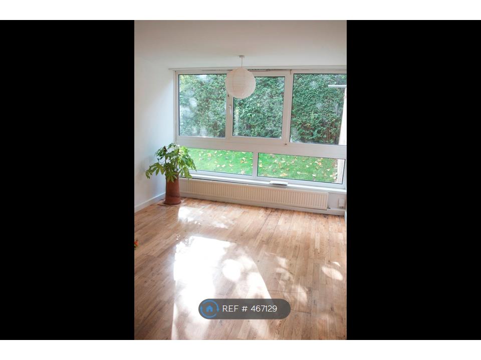 2 Bedrooms Flat to rent in Innes Lodge, London SE23
