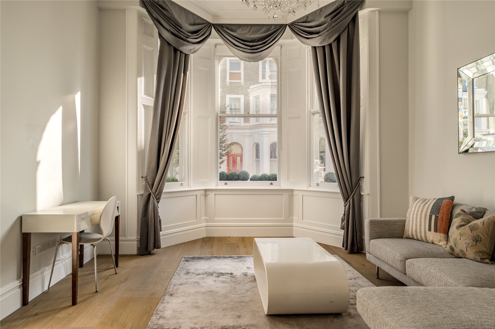 2 bedroom flat for sale 0