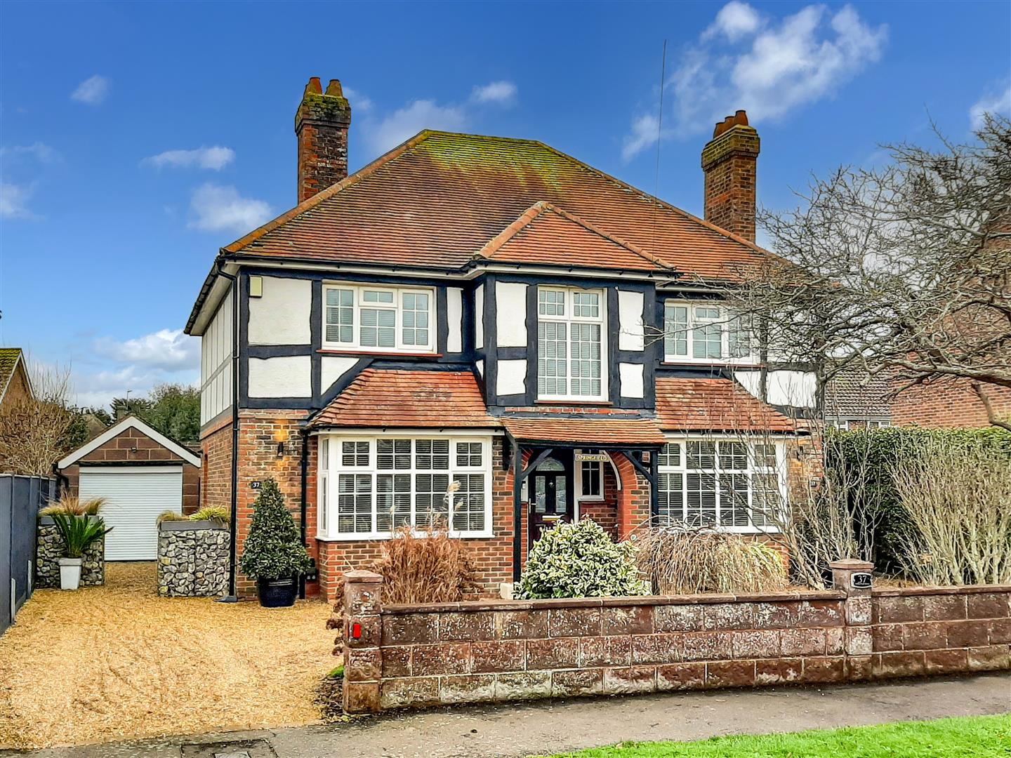 4-bed house on Springfield, 37, Harsfold Road, Rustington, £775,000