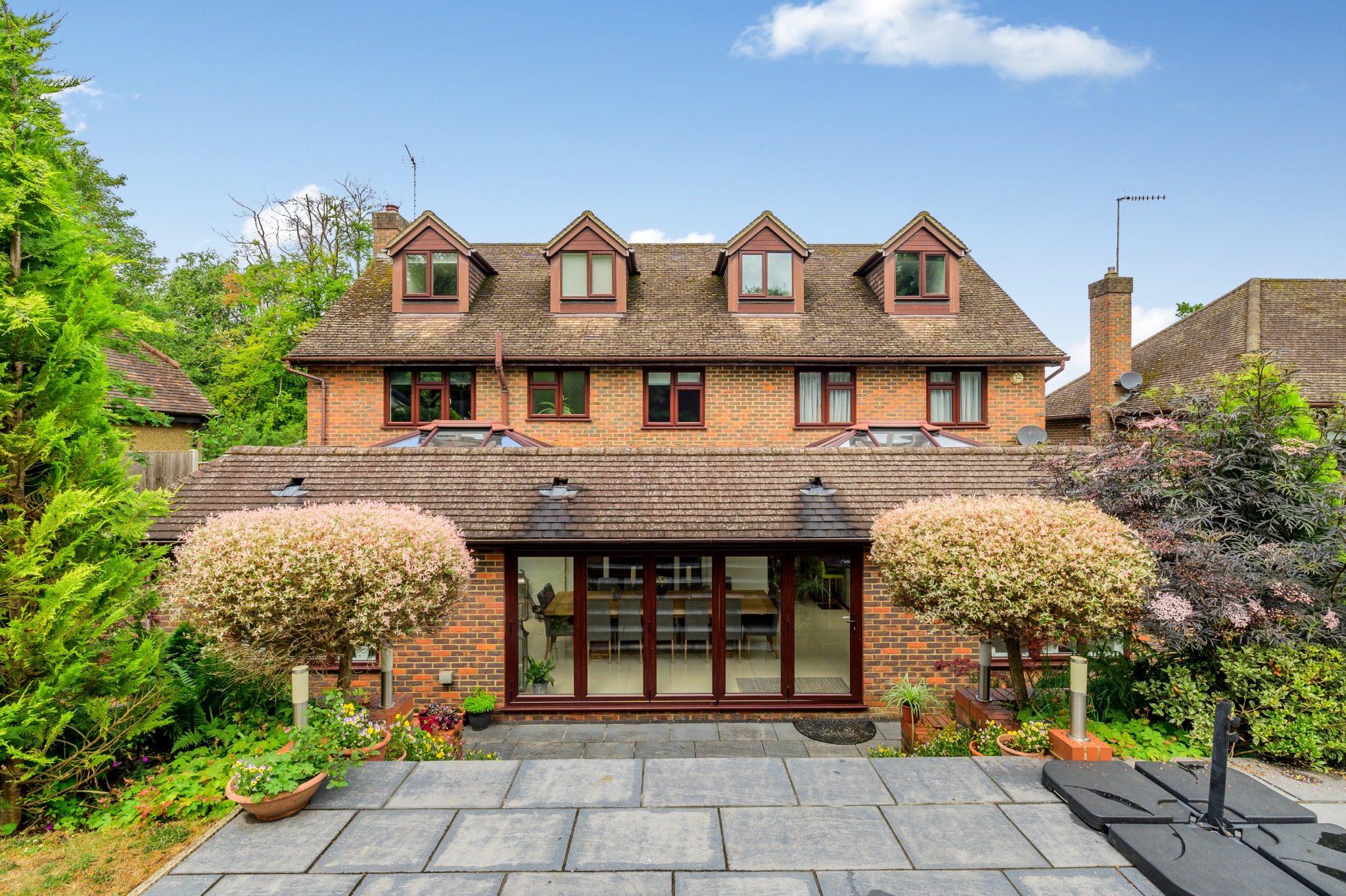 7 bedroom detached house for sale 0
