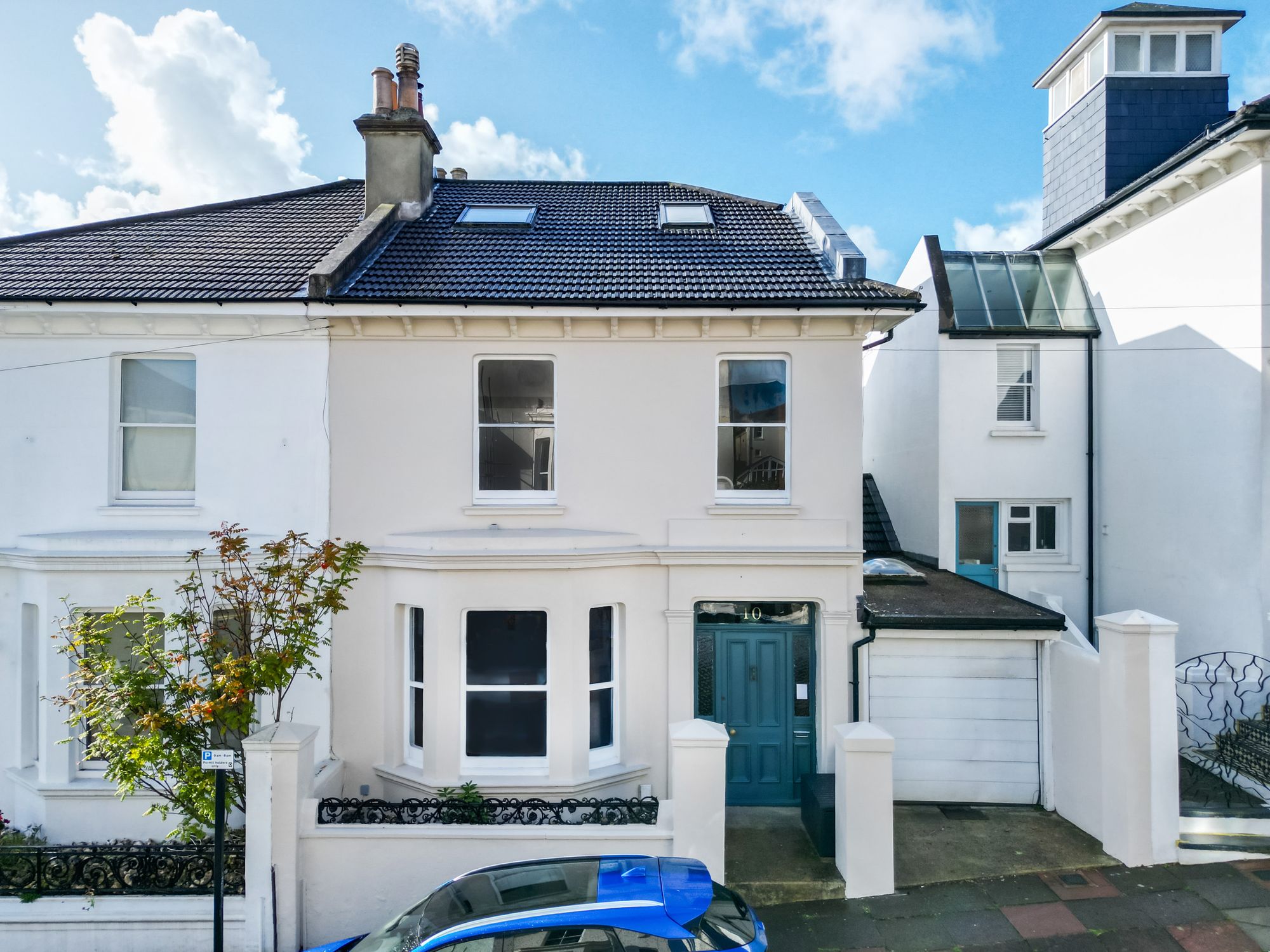 4 bedroom detached house for sale in Hove