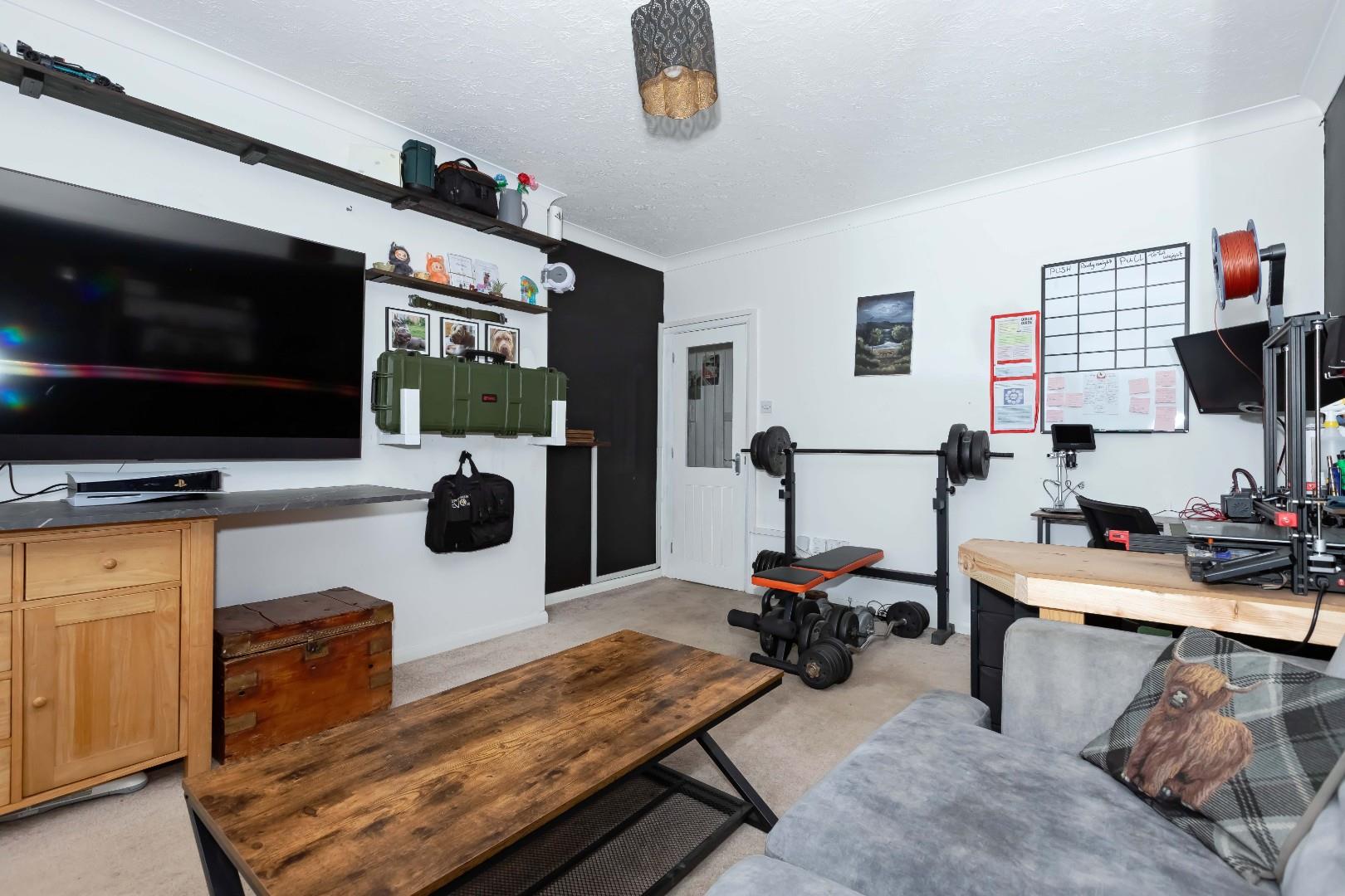 Flat 6, Applesham Court, 140, South Street, Lancing photo 3