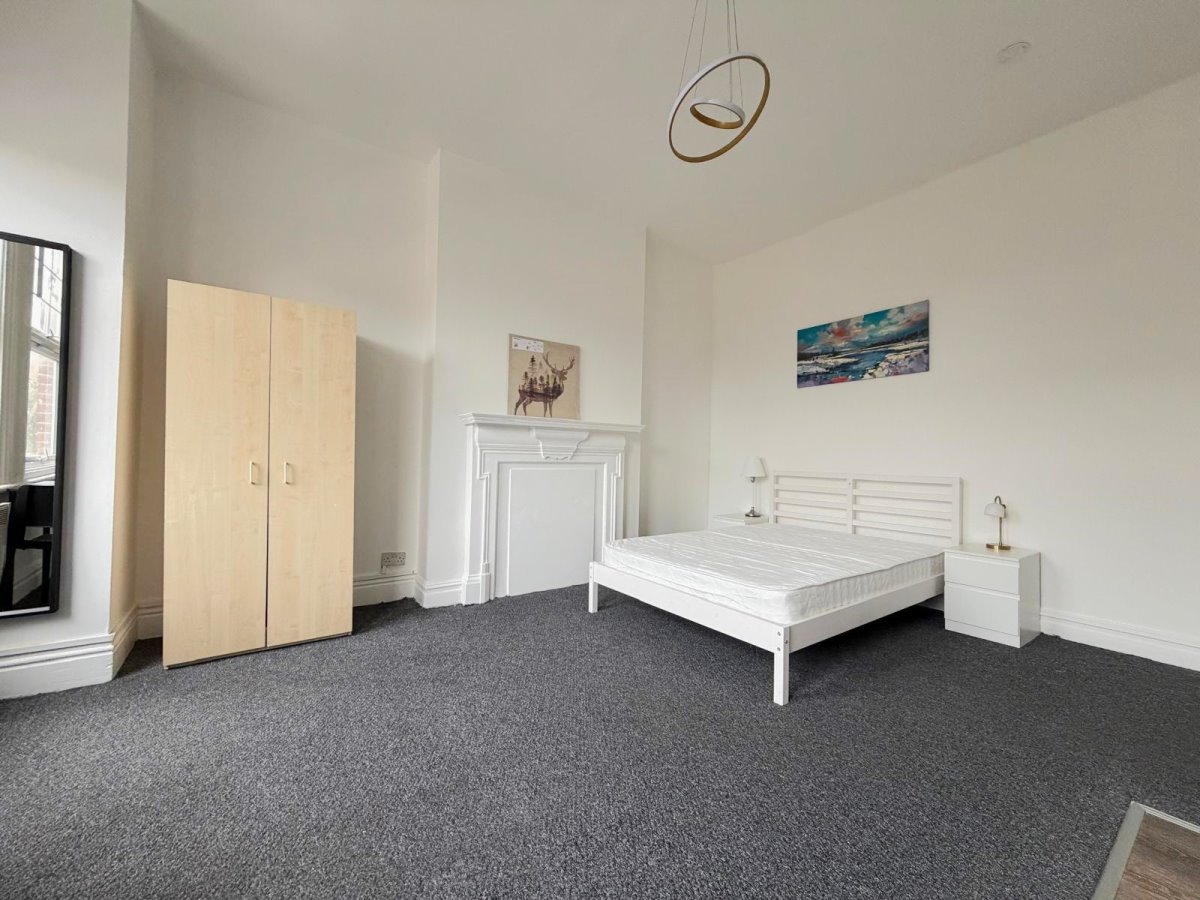 7 Flat 5, Emanuel Avenue, Acton photo 5