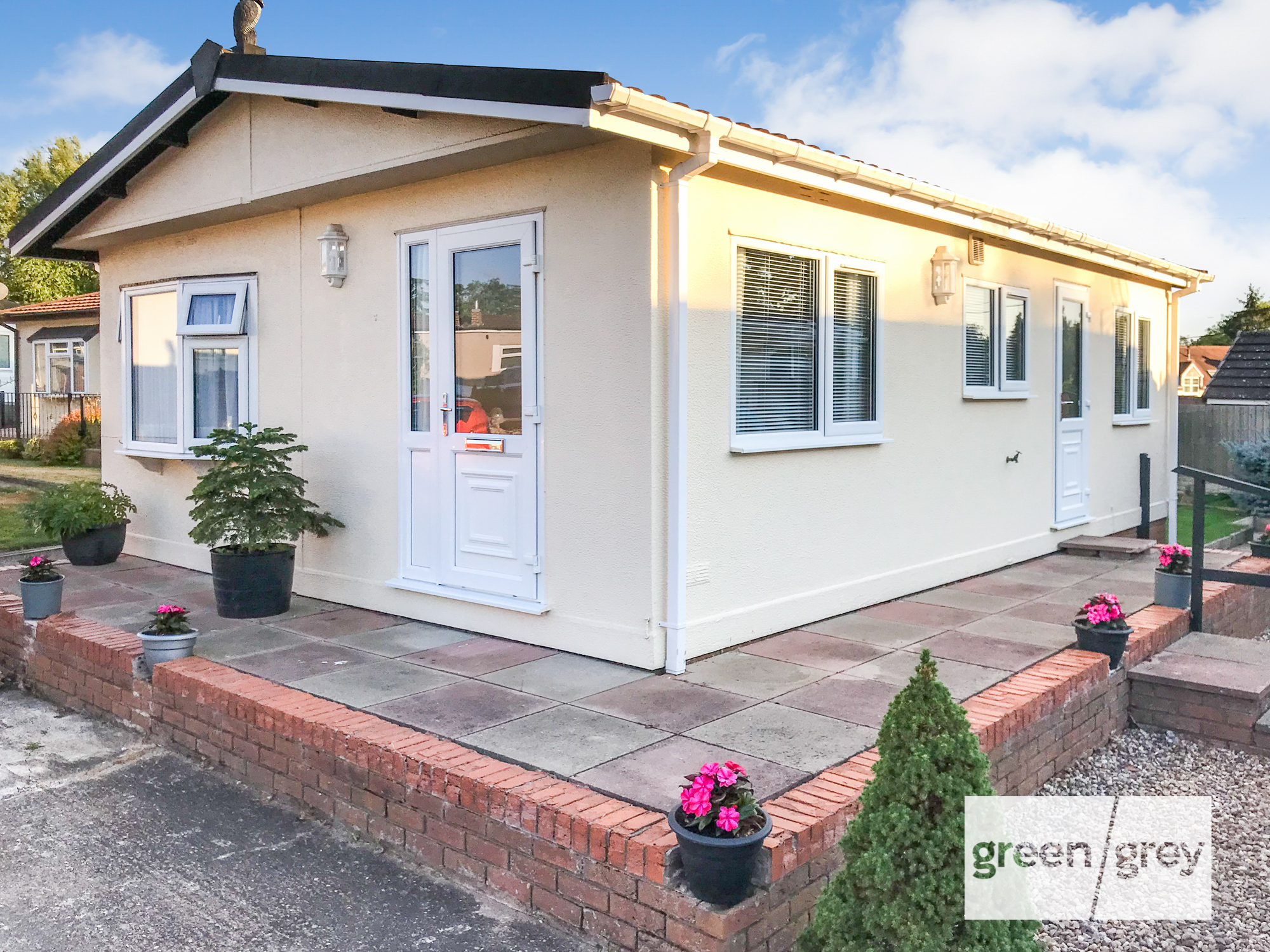 11 Eaves Green Park, Showell Lane, Meriden, Coventry, CV7 7JA - listing photo