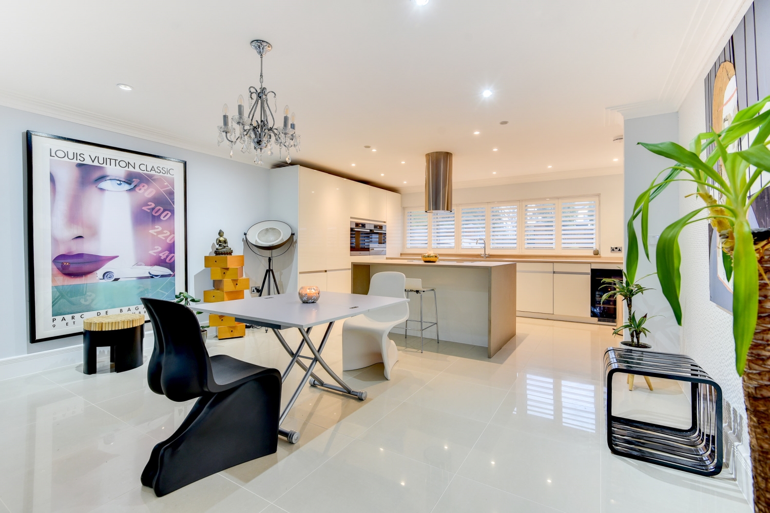 5 bedroom detached house for sale 0