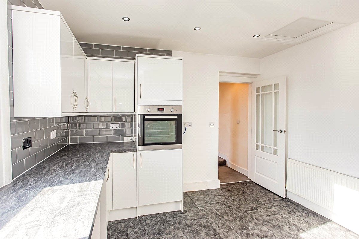 The Flat, 57, Adrian Road, Hertfordshire photo 4