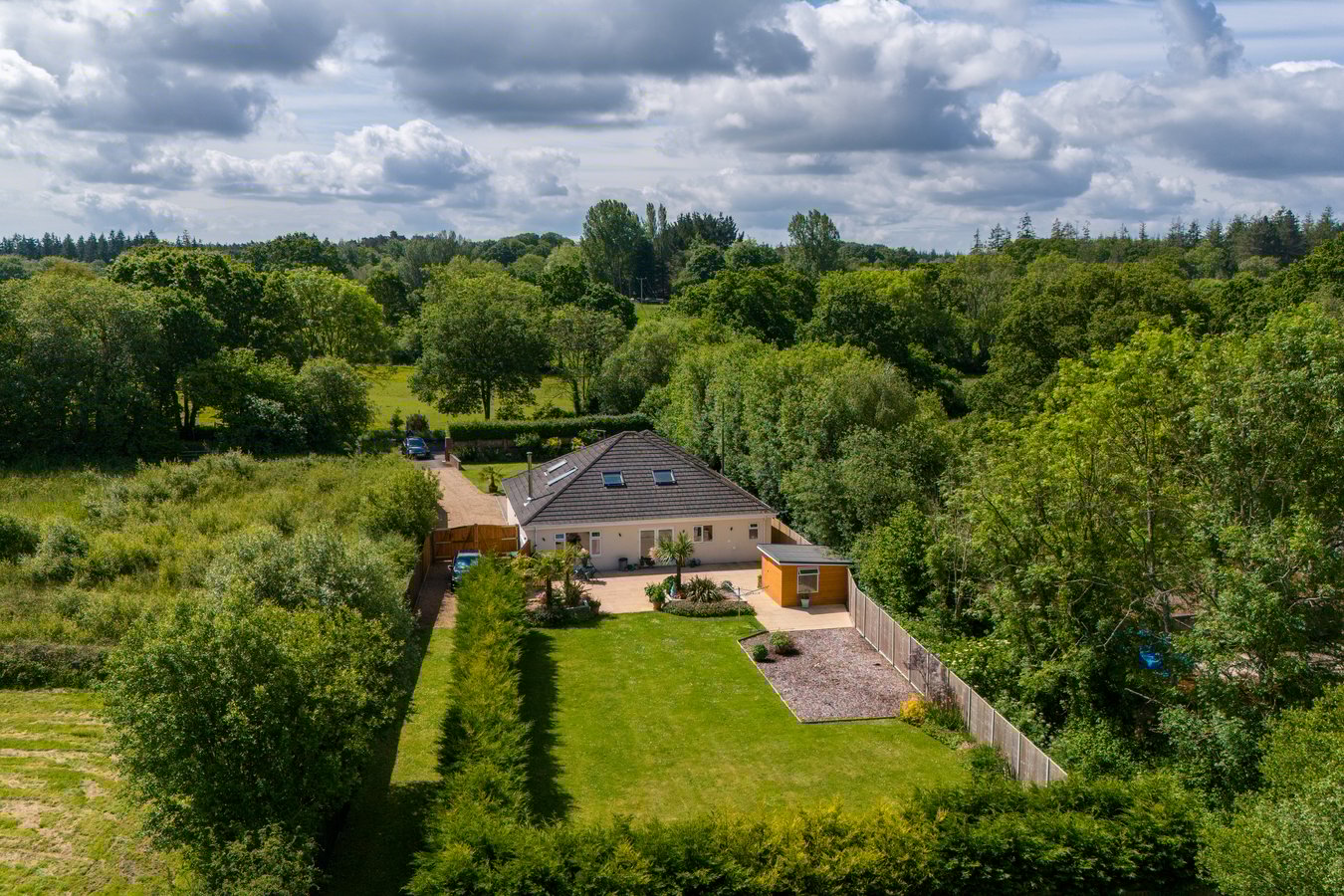 3 bedroom flat for sale