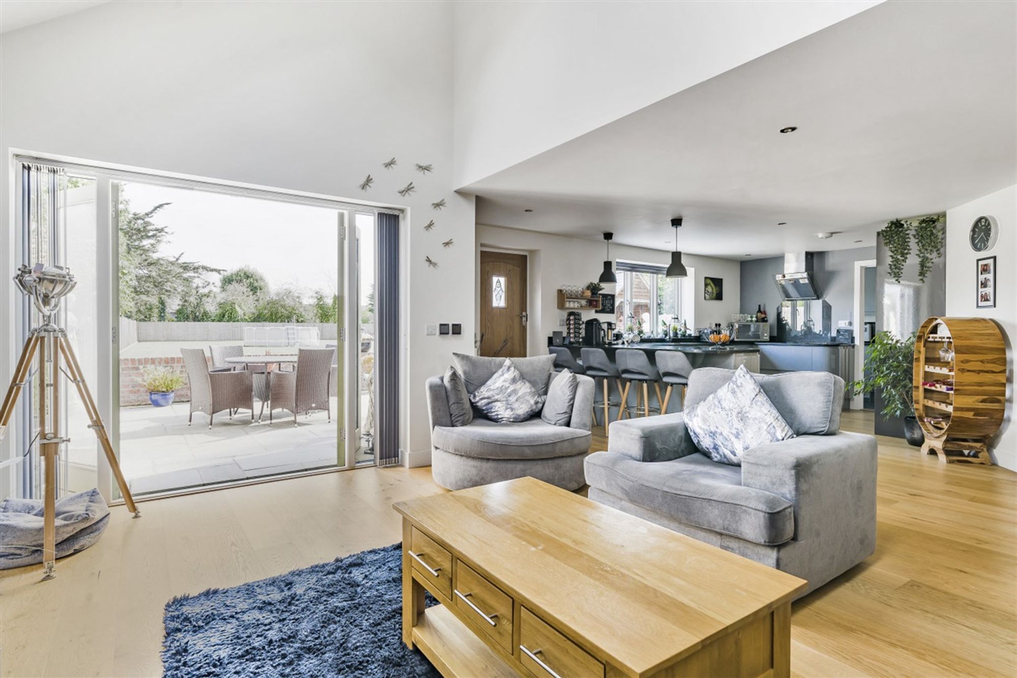 4 bedroom detached house for sale 0