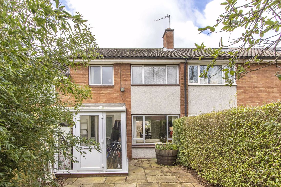 Free property report 2 Trentham Close, St Werburghs, Bristol, BS2 9XF ...